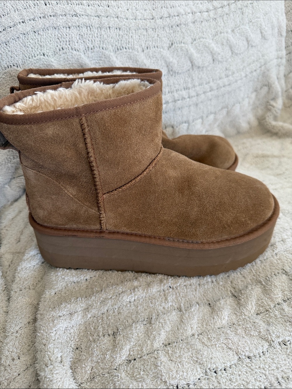 Ugg platform boos